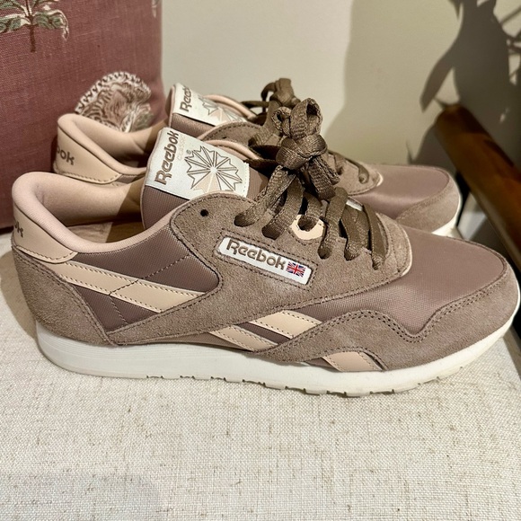 Reebok Classic (Nylon & Suede) - Taupe - Picture 2 of 6
